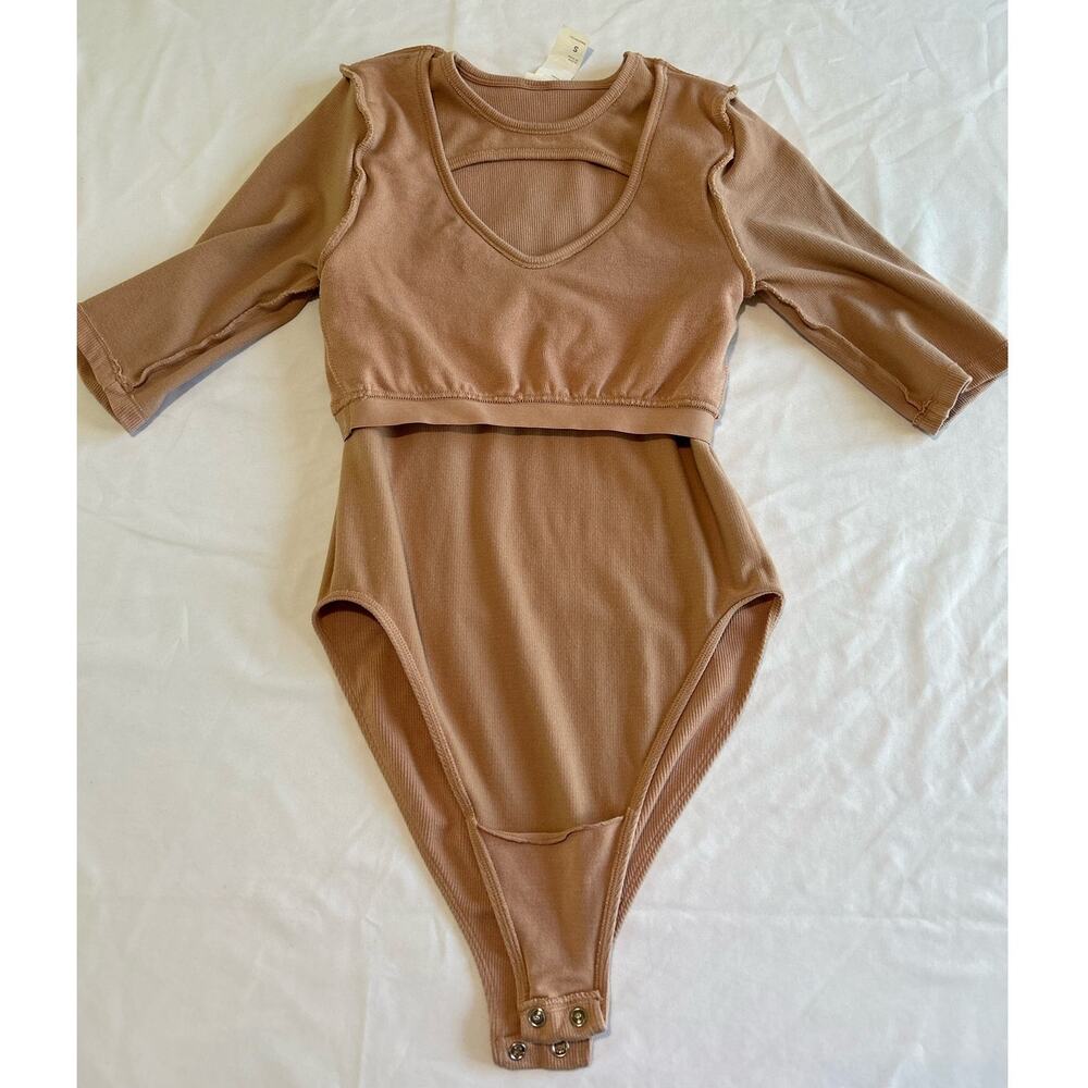 Fabletics Finley Cutout Seamless Desert Nude Beige Bodysuit Size Small - Picture 7 of 12